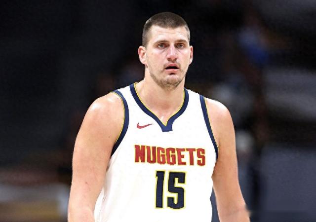 独自带队轻取准三双 无解约基奇杀死MVP竞争悬念